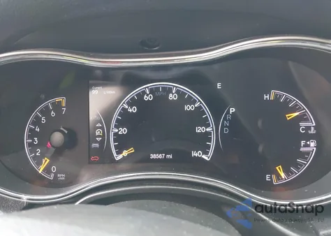 2019 Jeep Grand Cherokee Laredo E 4X4 from USA, damaged, VIN 1C4RJFAG7KC736485